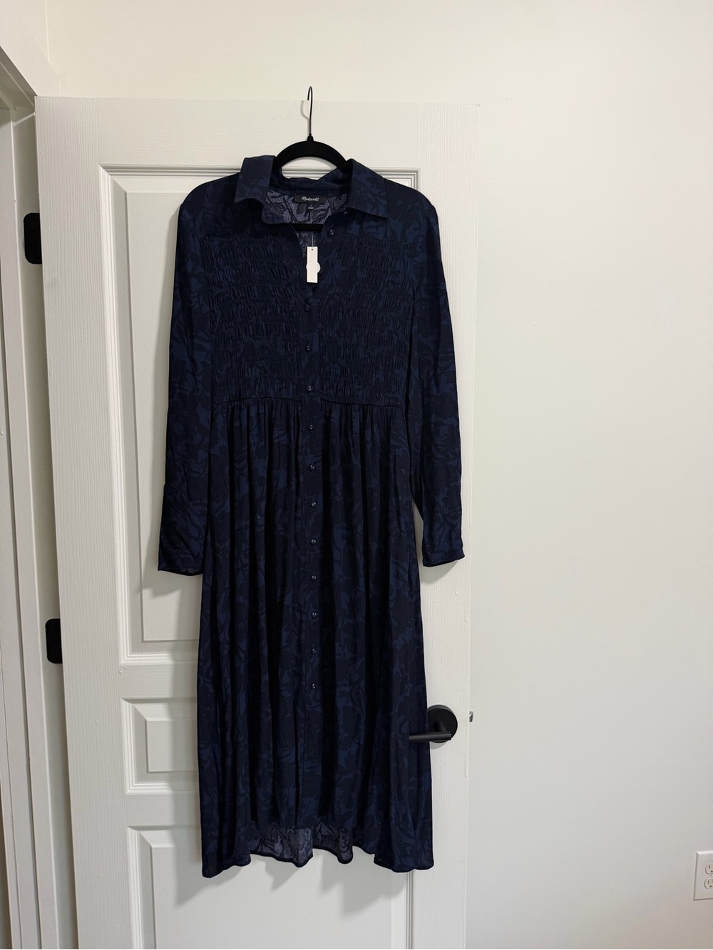NWT MADEWELL Navy Button-Front Midi Dress with Subtle floral print